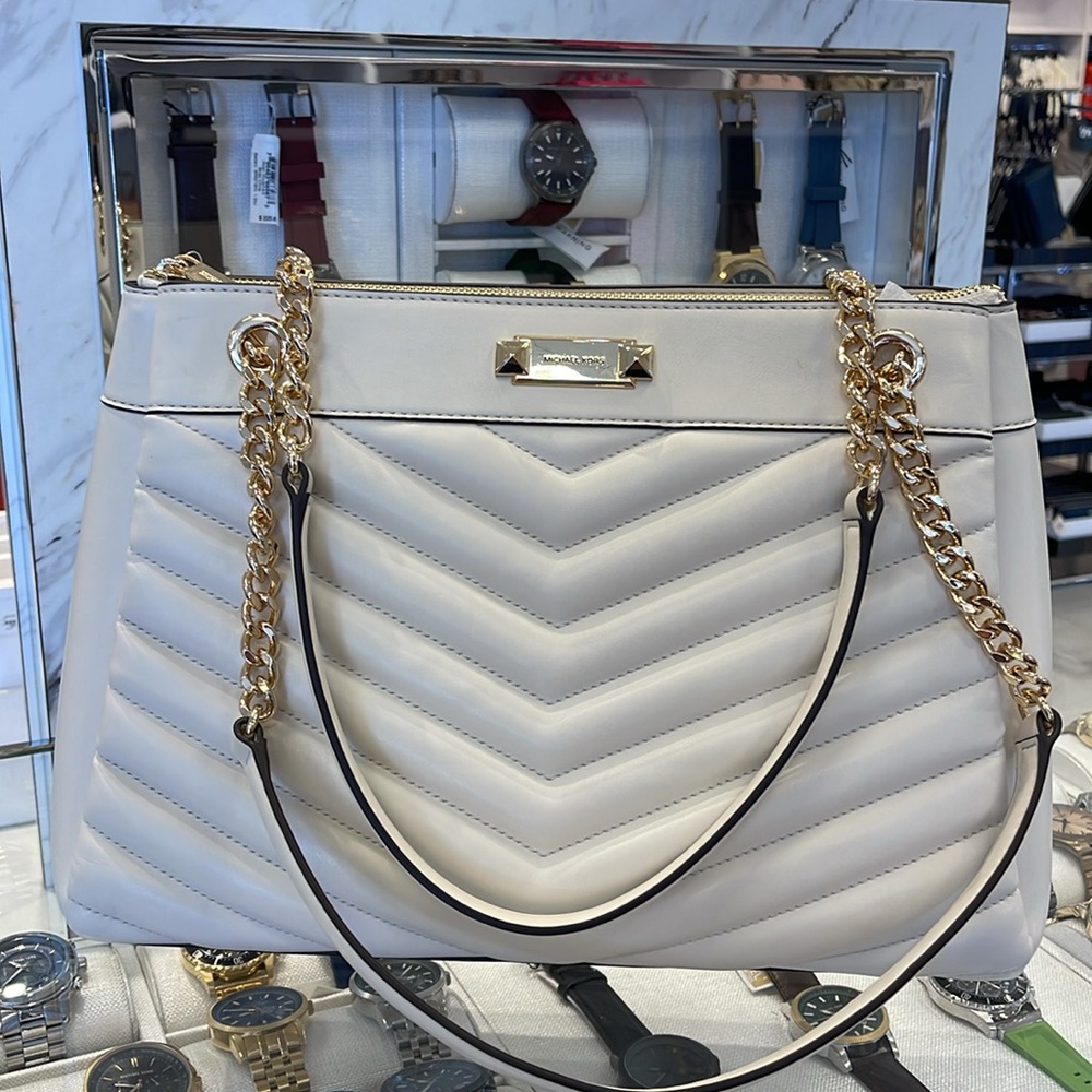 Michael Kors Whitney Medium Quilted Tote Shoulder Bag 
Light Cream 
NWT - Picture 5 of 16